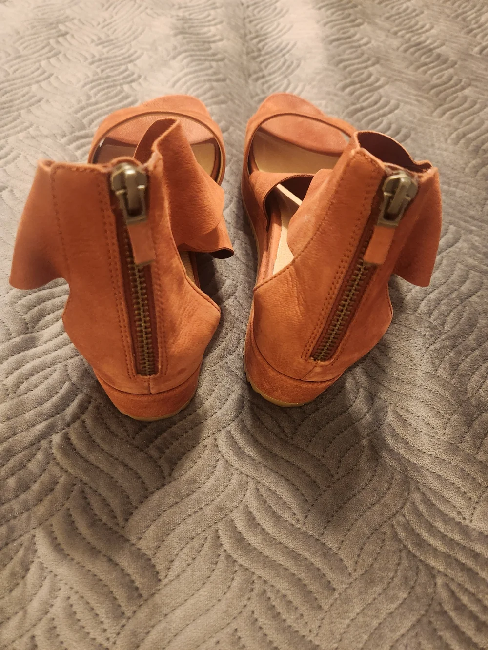 Eileen Fisher - Womens Leather Platform Wedge Sandals in Rust Orange